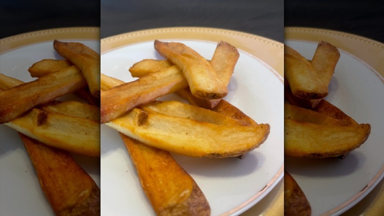 steak fries on plate