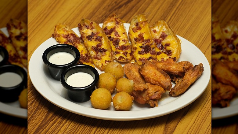 Texas Roadhouse combo platter