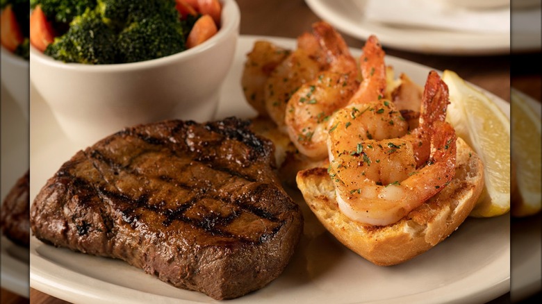 Texas Roadhouse sirloin and shrimp