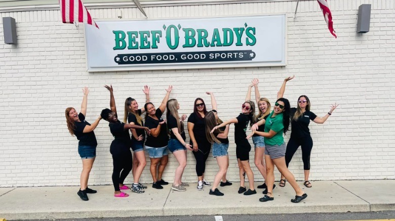 Beef 'O' Brady's Haines City Staff