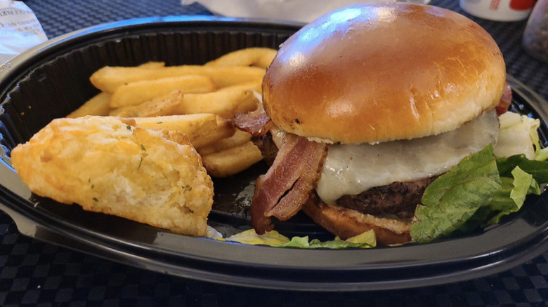 Red Lobster burger