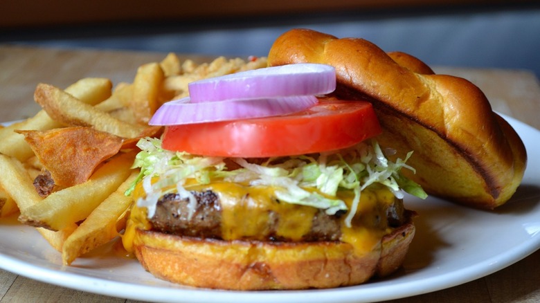 landry's gold burger with cheese