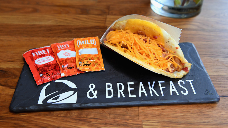 taco bell breakfast taco