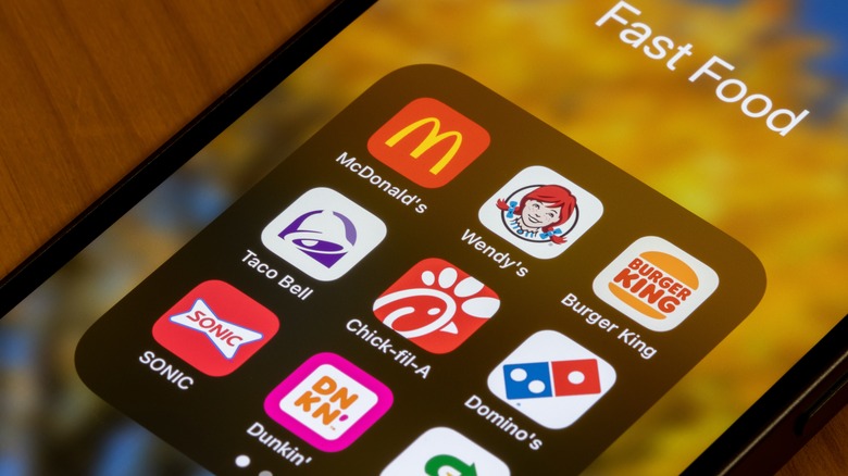 fast food apps on smartphone