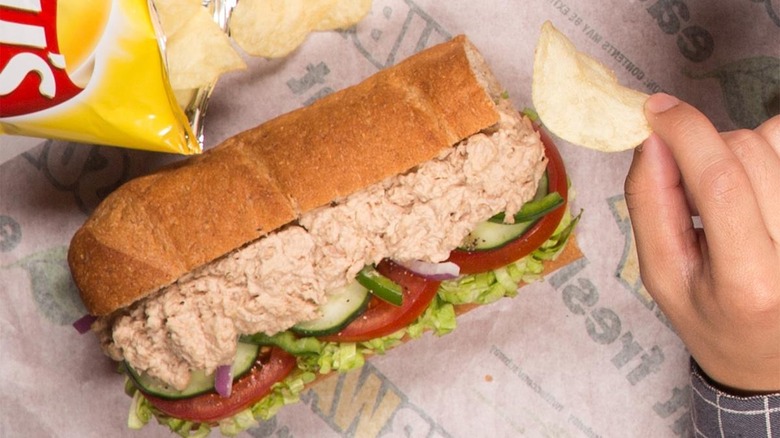 Subway tuna sub with lays