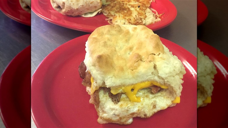 Biscuit breakfast sandwich red plate