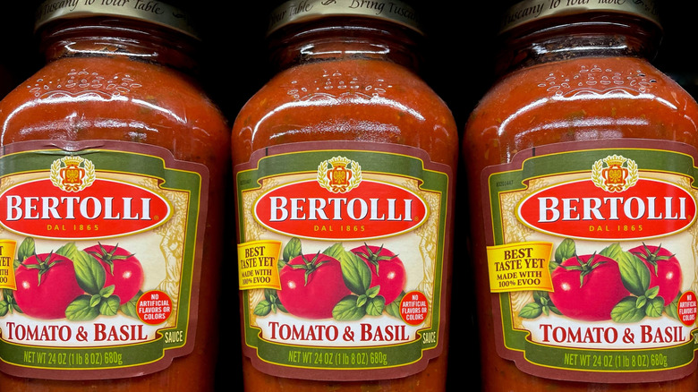 Jars of Bertolli Tomato Basil Sauce