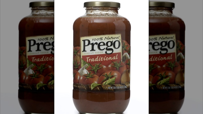 Jar of Prego Traditional Pasta Sauce