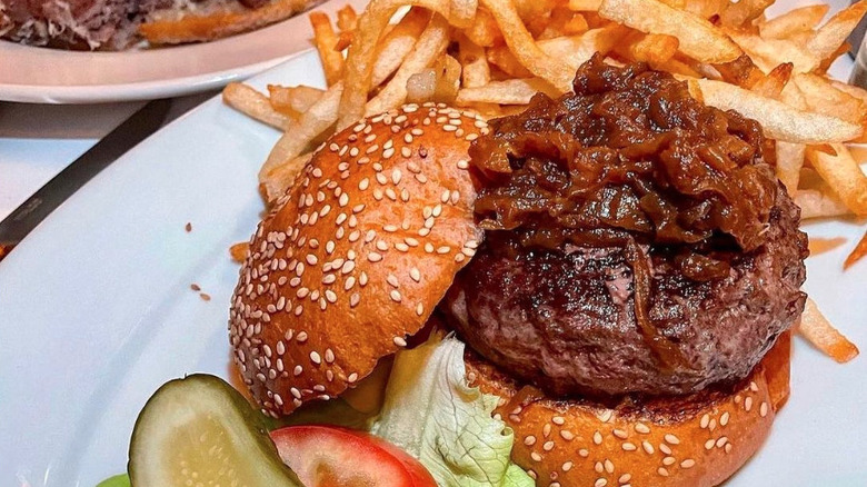 Black Label Burger with onions 