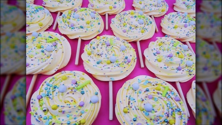 meringue pops with sprinkles