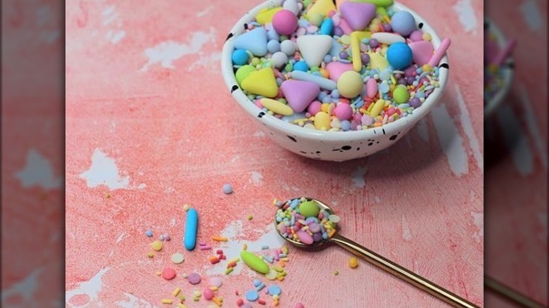 table sprinkles in a bowl