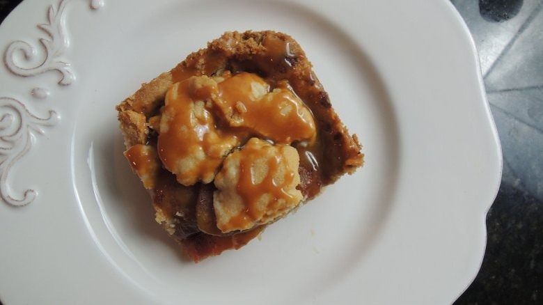 Caramel apple-topped bar cookie