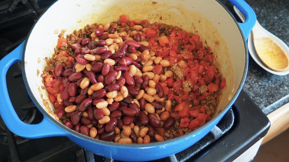 how long to simmer 5-ingredient chili