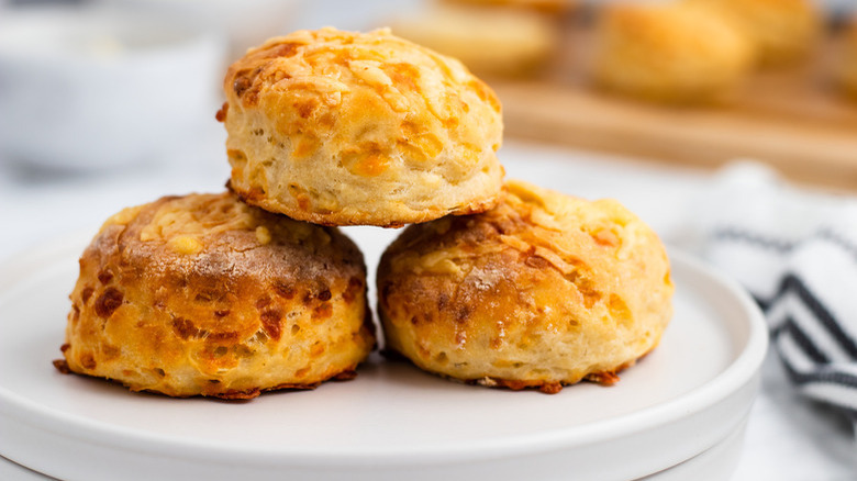 Cheese biscuits on plate