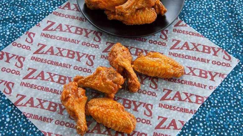 Zaxby's Traditional Wings on wrapper