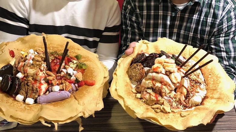 two Holy Crêpe challenges