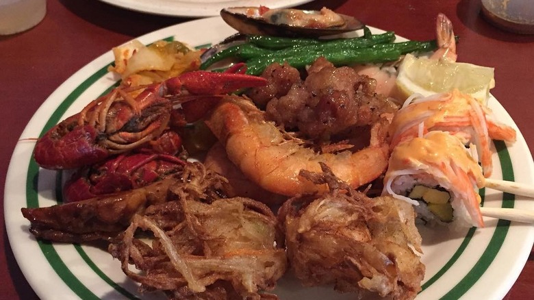 Plate of seafood, Chinese food