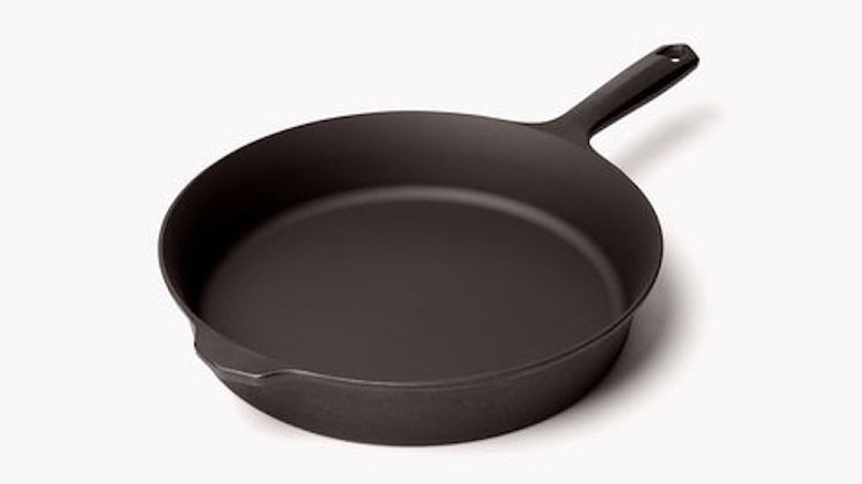 field company no. 8 cast iron skillet