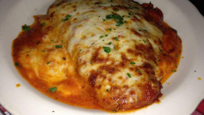 Dan Tana's chicken parmesan