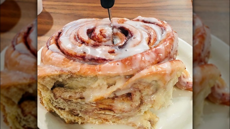 Cinnamon roll