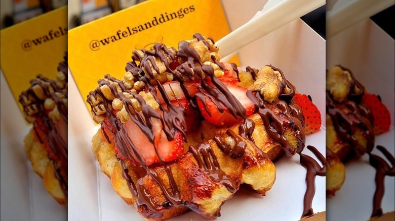 Wafels & Dinges strawberry waffle