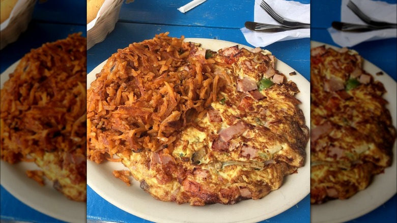 Hash browns and omelet at Sarki's Cafe