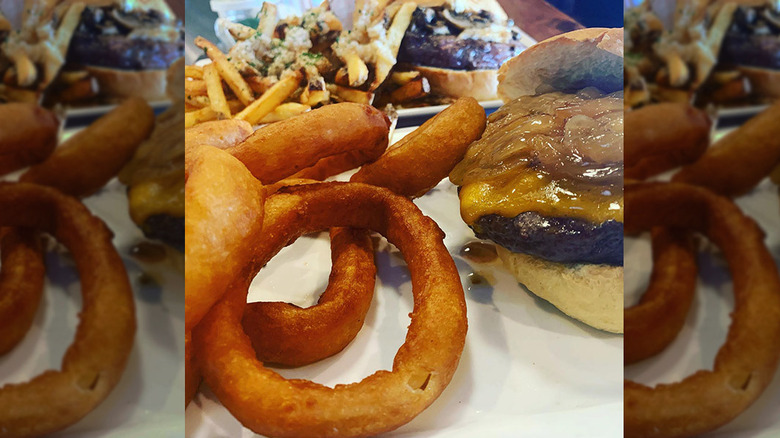 Lucky Beaver onion rings