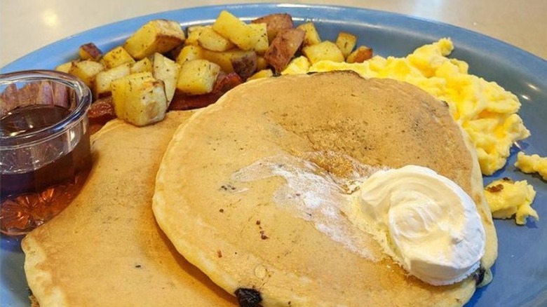 Pancakes, homefries, syrup