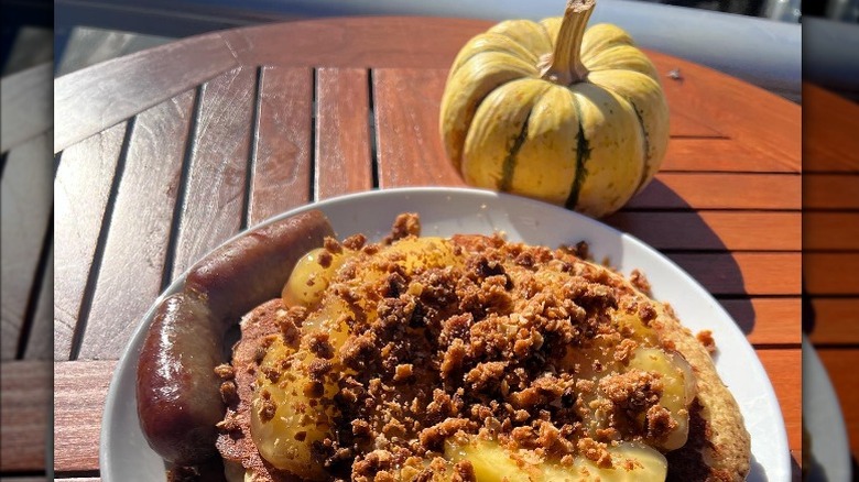 Caramel apple pancakes and pumpkin 