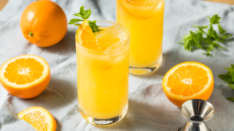 orange crush cocktail