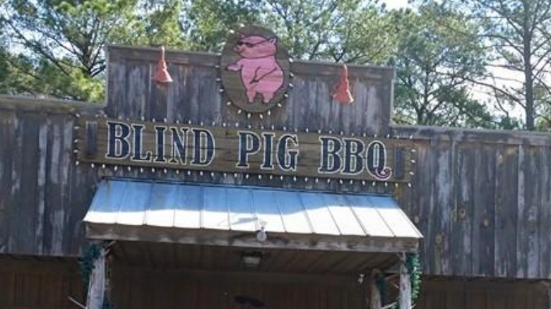 Blind Pig BBQ sign 