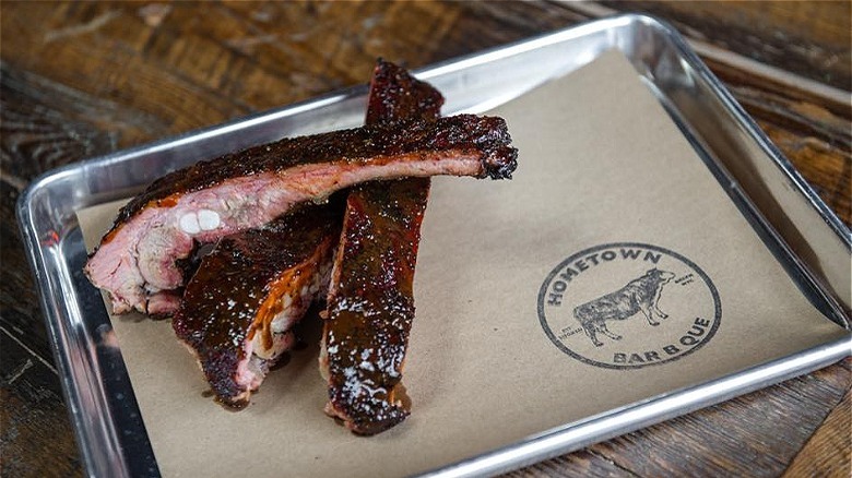 Barbecue ribs on metal tray