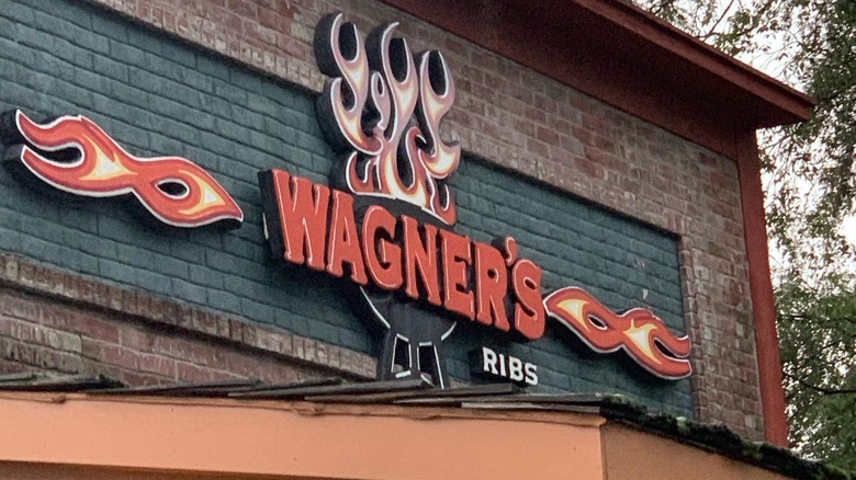 Wagner's Ribs restaurant shopfront sign 