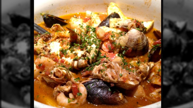 bowl of seafood cioppino