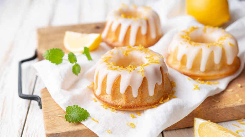 iced mini lemon bundt cakes