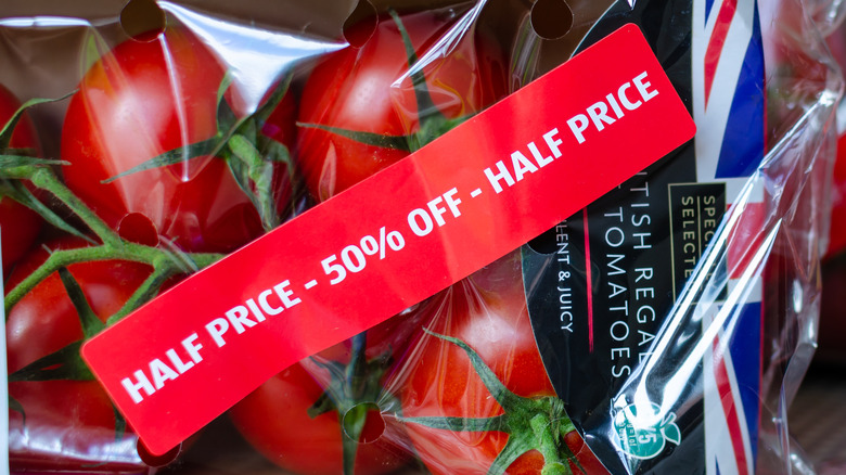 Aldi tomatoes with 50% off sticker