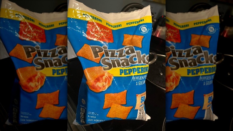 Mama Cozzi's pizza snacks 