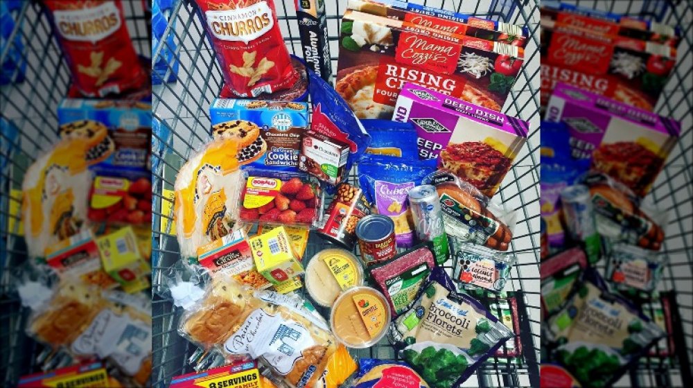 Aldi shopping cart full of groceries