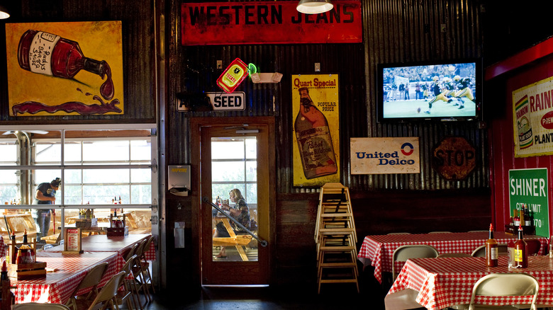 Inside of a Rudy's Barbecue