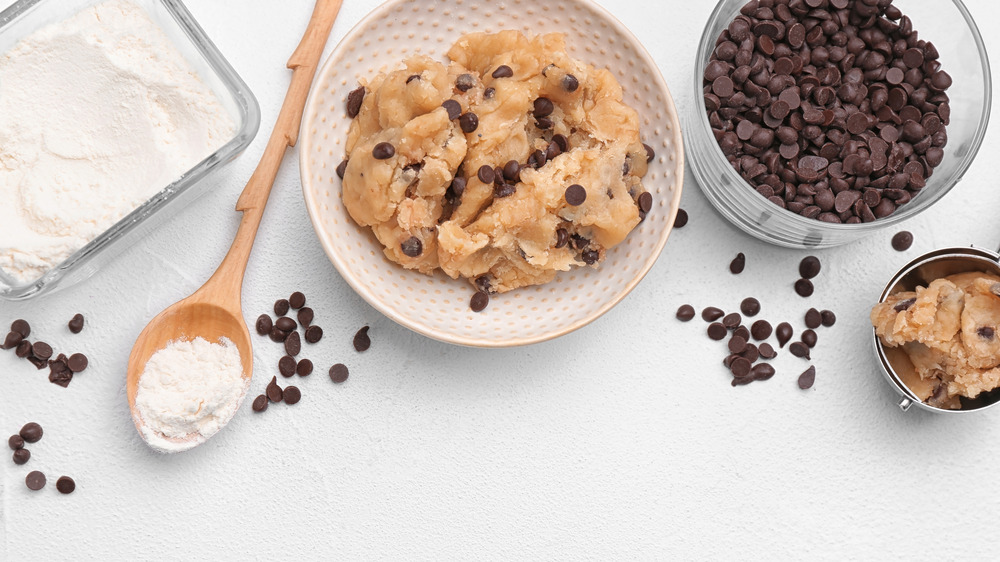 raw chocolate chip cookie dough