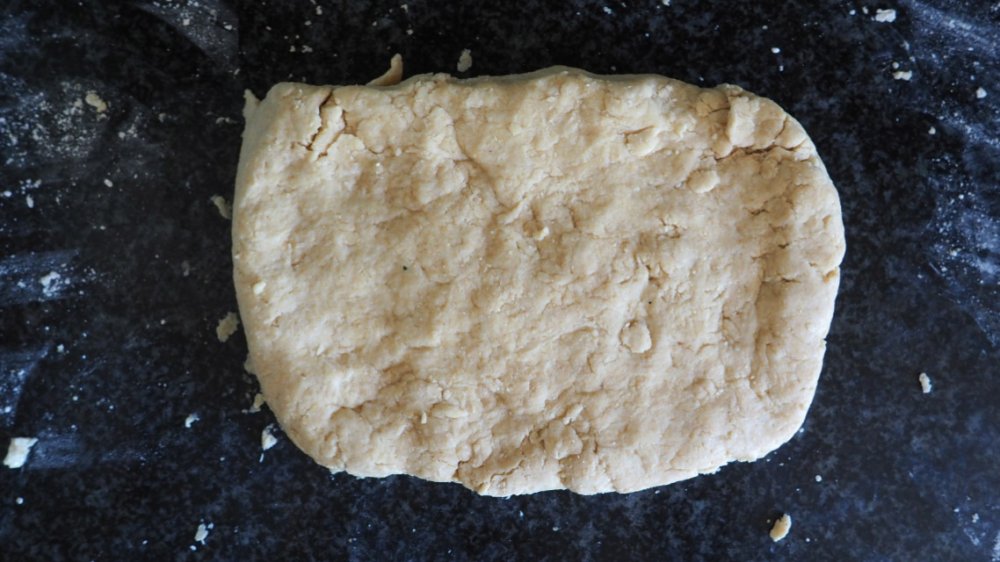 dough for 3-ingredient biscuits