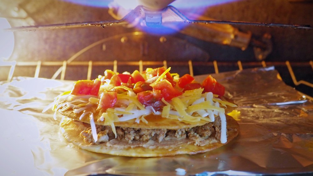 how to use a broiler for 5-ingredient copycat Taco Bell Mexican pizza