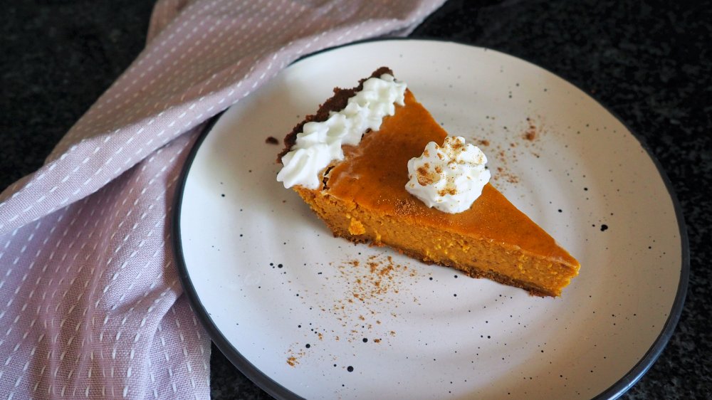 The best 5-ingredient pumpkin pie recipe flavor