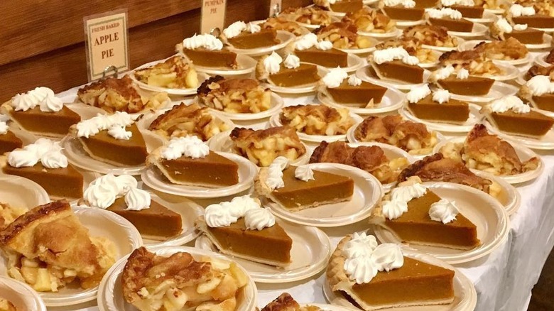 Table of apple and pumpkin pie