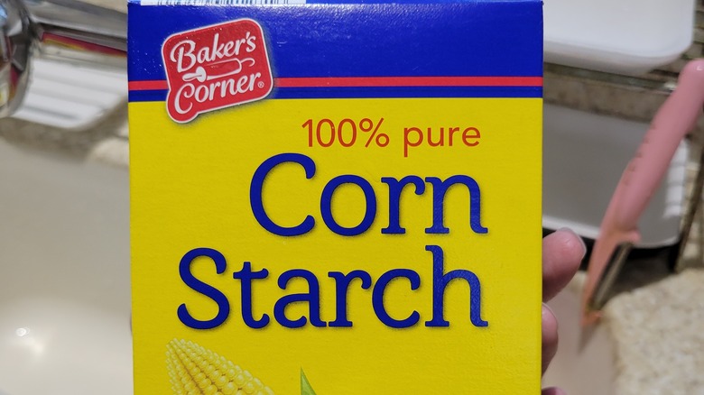 A yellow and blue box of cornstarch