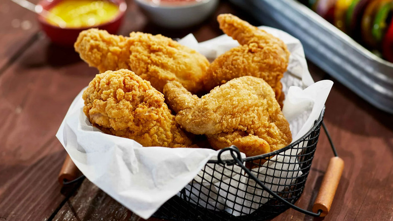 Walmart fried chicken in a basket