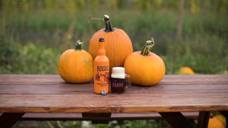 Rogue Pumpkin Patch Ale bottle