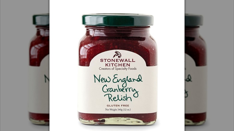 jar of cranberry relish