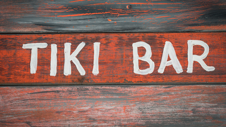 Tiki Bar sign