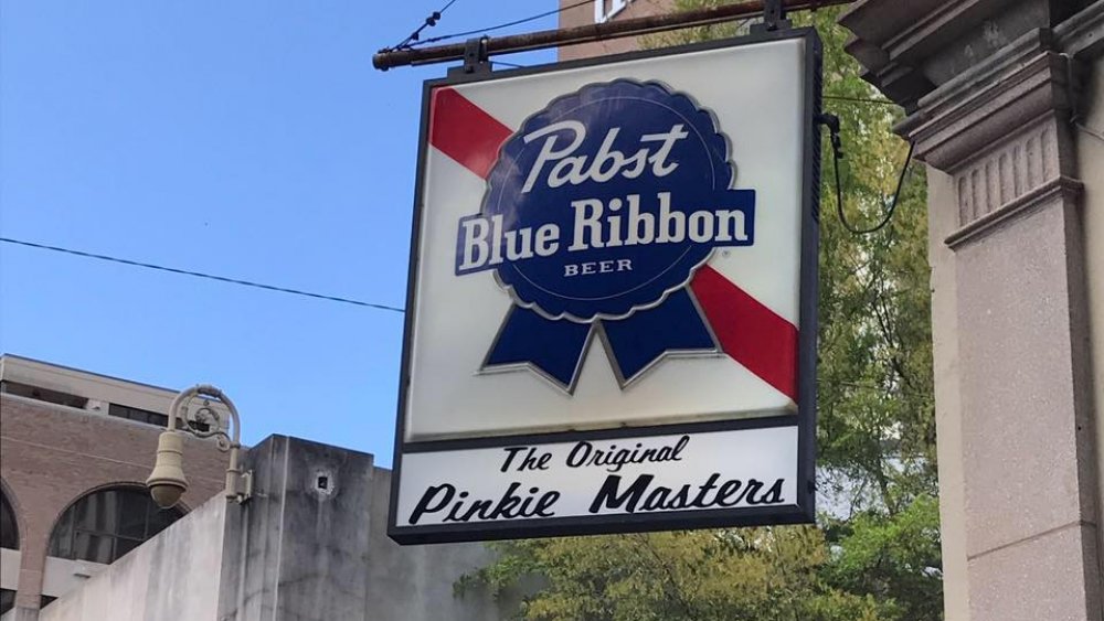 The Original Pinkie Masters, best bar in Georgia 